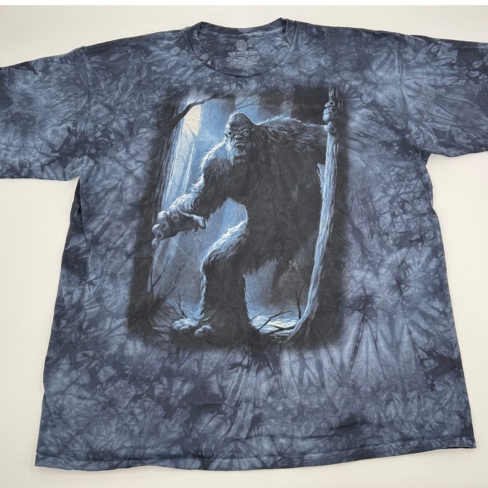 The Mountain Bigfoot Sasquatch T-Shirt Mens 2XL Gray Tie Dye Graphic Tee